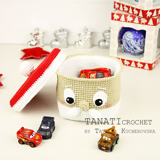 Häkelanleitung “Weihnachtsmann Box”