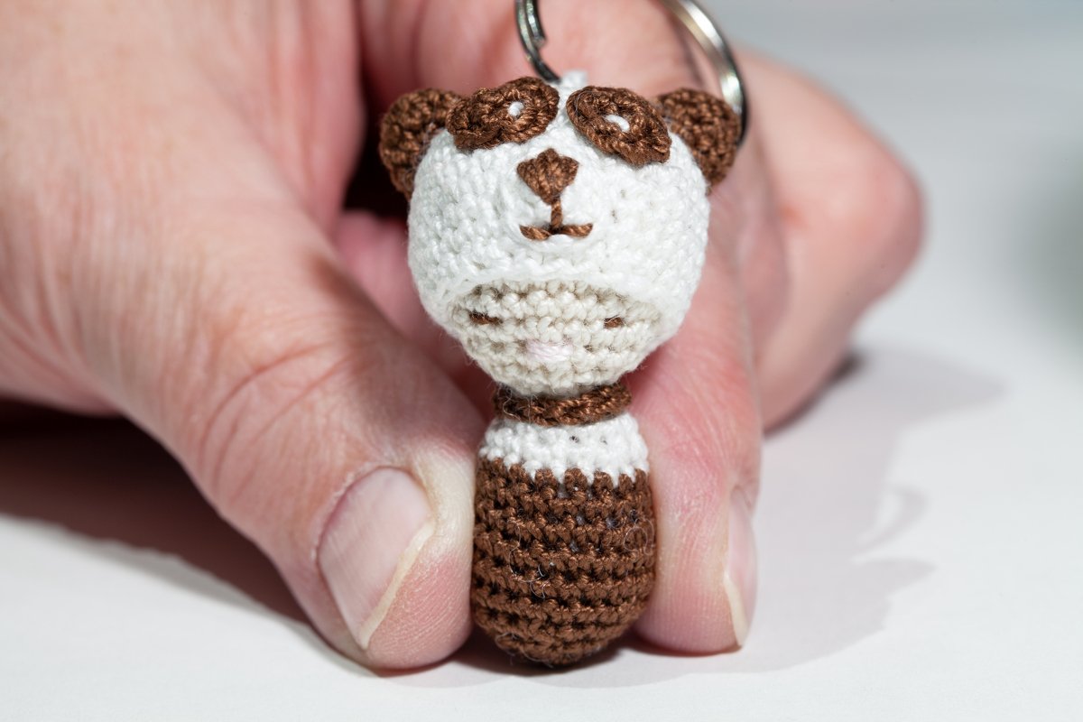 Mini Panda Schlüsselanhänger Häkelanleitung - Bild 2