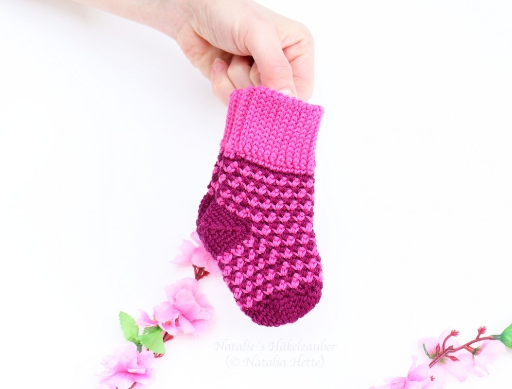 Baby & child socks with two-coloured pattern (size 0 m. to 4 y.)