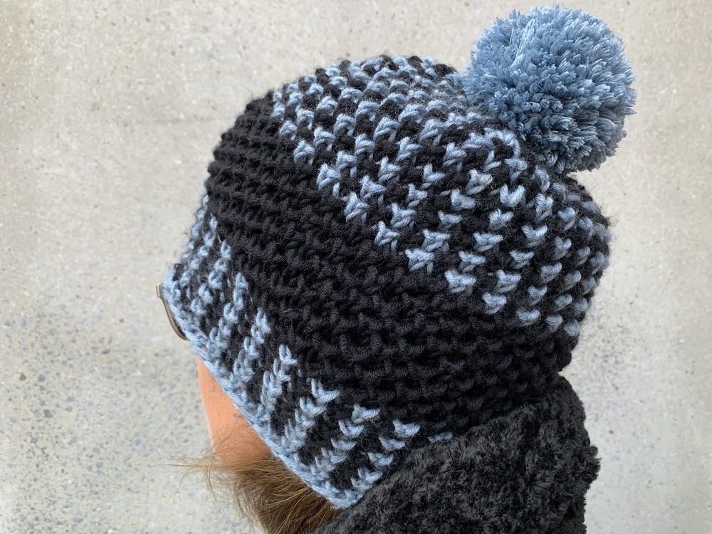 Mütze mit Hahnentrittmuster, Strickanleitung