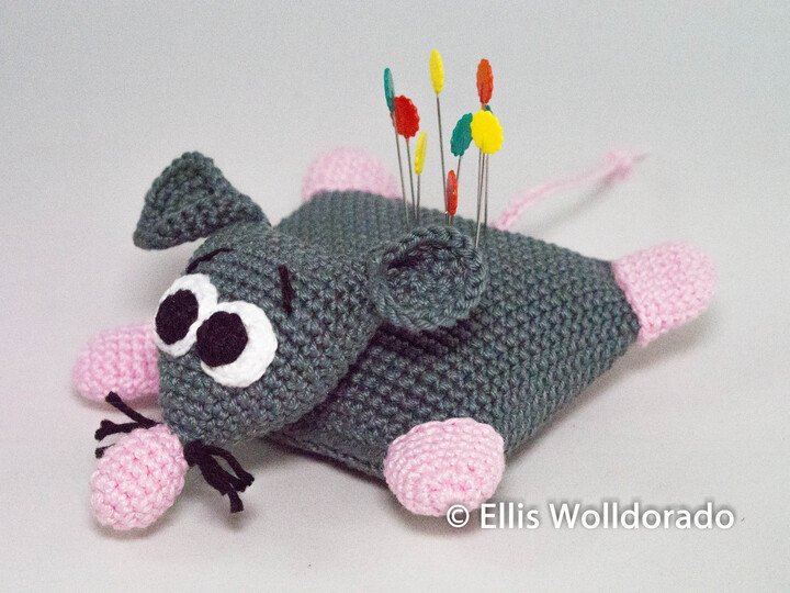 Nadelkissen platte Ratte, Häkelanleitung