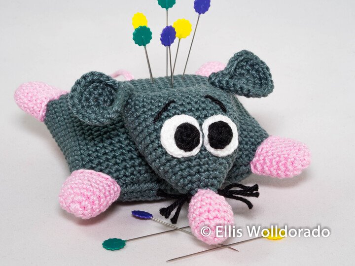 Nadelkissen platte Ratte, Häkelanleitung