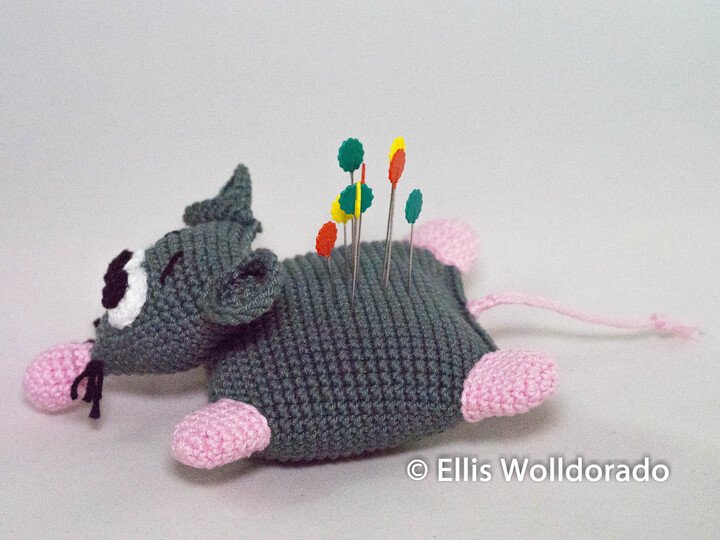 Nadelkissen platte Ratte, Häkelanleitung