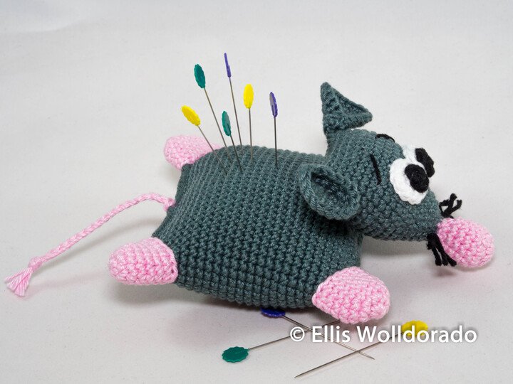 Nadelkissen platte Ratte, Häkelanleitung