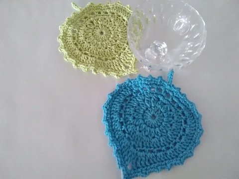 Häkelanleitung Untersetzer "Blätter"