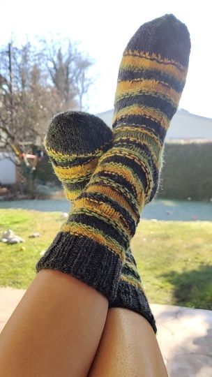 Kuschelige Sofasocken mit raffiniertem Muster 105