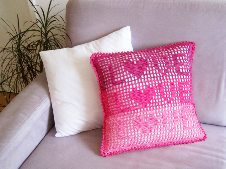 Häkelanleitung: Kissenbezug LOVE - 40cmx40cm