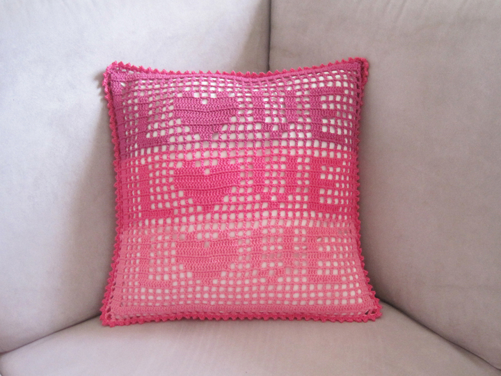 Häkelanleitung: Kissenbezug LOVE - 40cmx40cm
