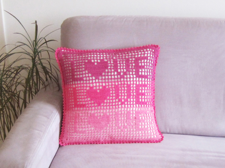 Häkelanleitung: Kissenbezug LOVE - 40cmx40cm