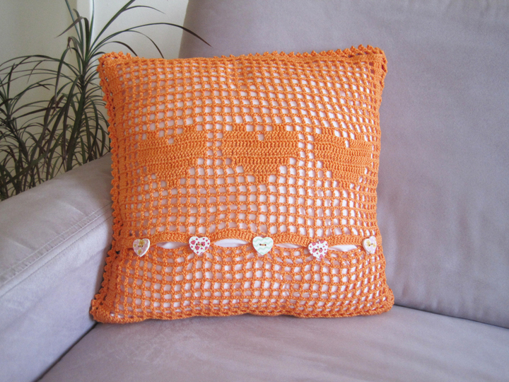 Häkelanleitung: Kissenbezug mit Herzen, 40cmx40cm