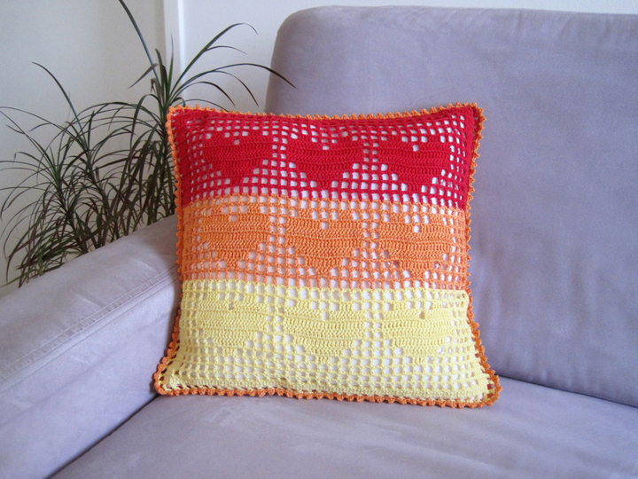 Häkelanleitung: Kissenbezug mit Herzen, 40cmx40cm