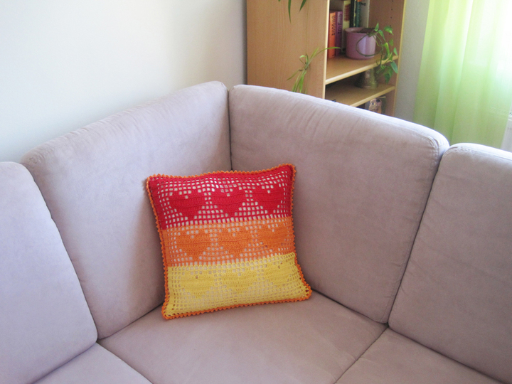 Häkelanleitung: Kissenbezug mit Herzen, 40cmx40cm