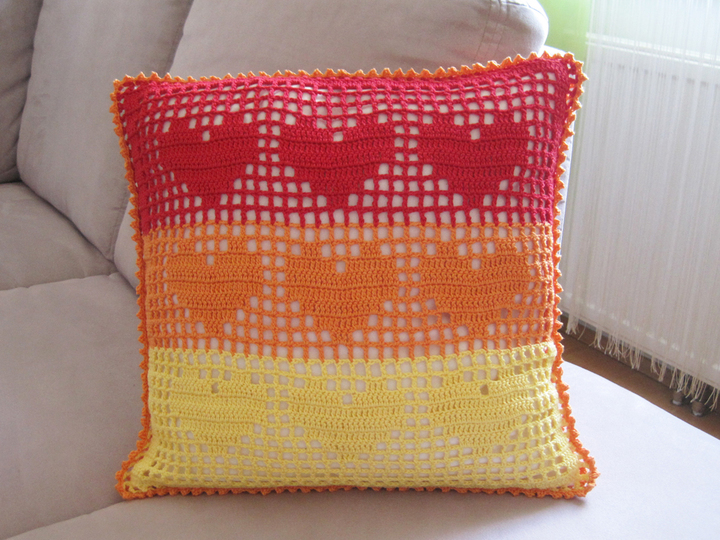 Häkelanleitung: Kissenbezug mit Herzen, 40cmx40cm