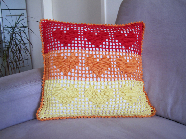 Häkelanleitung: Kissenbezug mit Herzen, 40cmx40cm