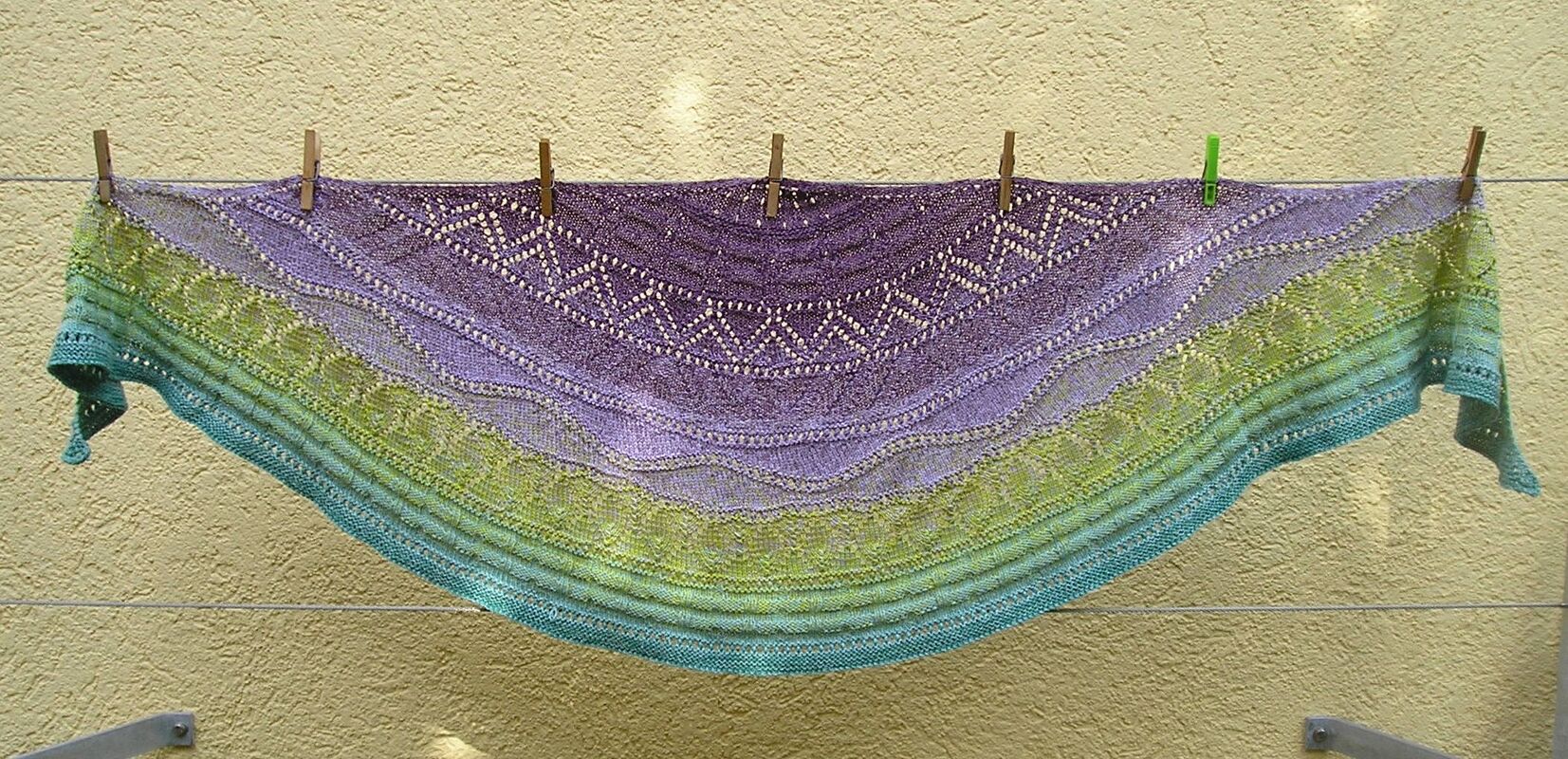 Strickanleitung Halbrundtuch "Nymphe"