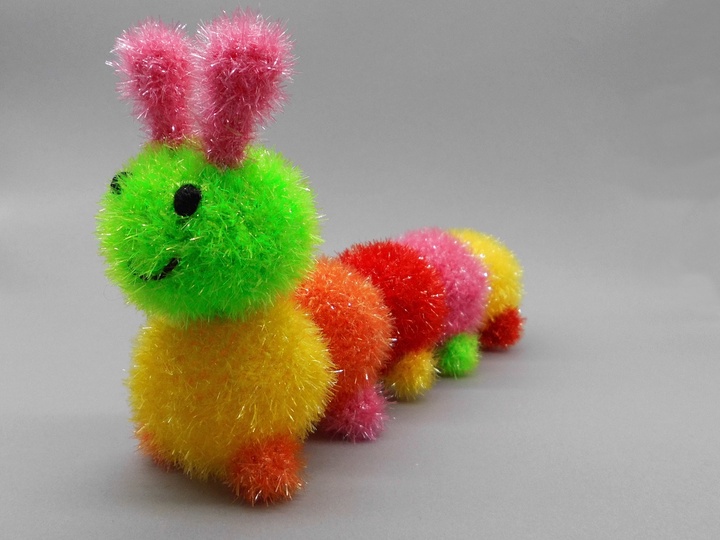 Baby und Kinder Badeschwamm Amigurumi Raupe - einfach und schnell