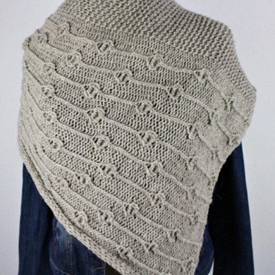 Triangle Shawl Knitting Pattern PDF – Frejas with Texture and I-Cord Edging