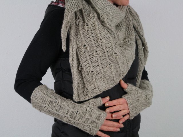 Set Handstulpen und Tuch "Frejas"