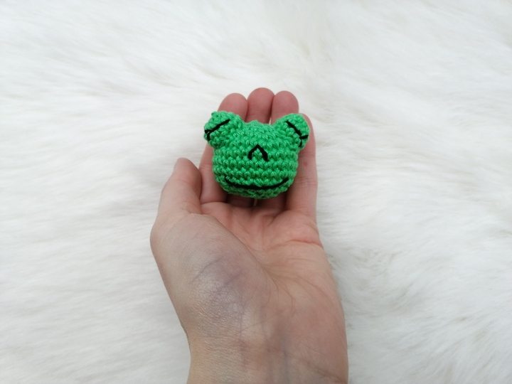 Häkelanleitung Anhänger Frosch, Schlüsselanhänger, Frosch Kopf häkeln