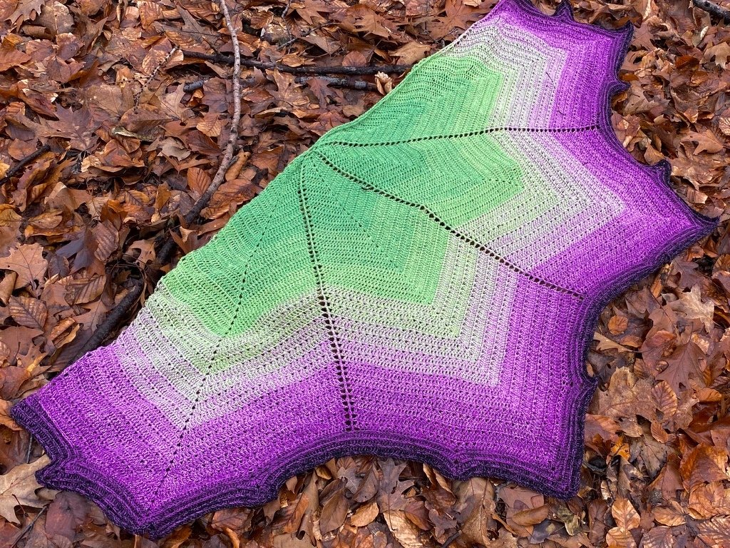 Häkelanleitung Tuch "The Witch"