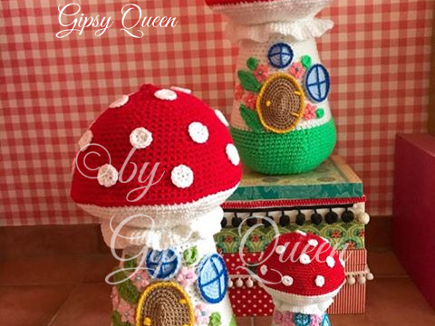 Häkelanleitung Fliegenpilzhaus Türstopper DIY Dekoration für dein Zuhause