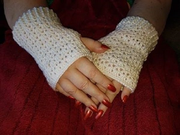 Häkelanleitung "Fingerlose Handschuhe"