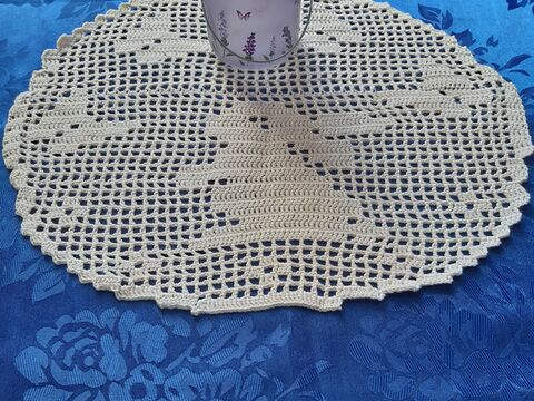 Tischdecke Frühlingserwachen Hase