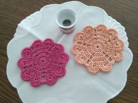 Häkelanleitung Untersetzer "Herzchen"