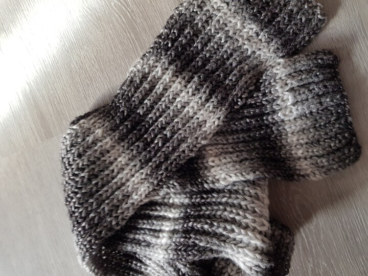 Strickanleitung Beanie mit passendem Schal