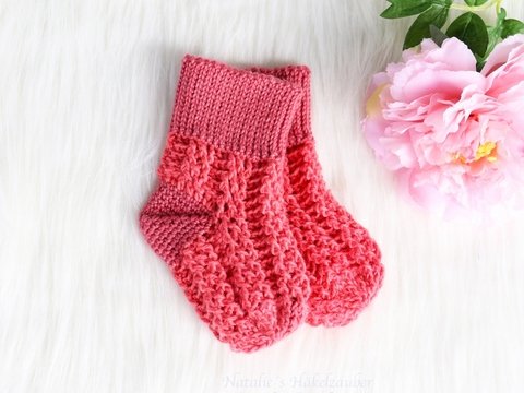 Baby- & Kindersöckchen mit Flechtmuster (Gr. 0 M. bis 4 J.)