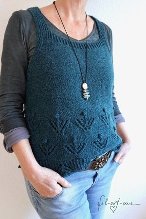 Slipover „Winter‘s Dreams“, Knitting Pattern for Size XS - XL