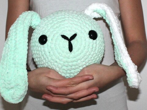 kugelige Hasenkissen Köpfe Häkelanleitung