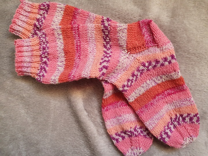 Strickanleitung für Damensocken Größe 40/42