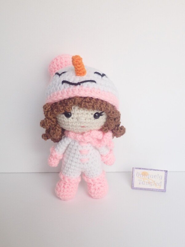 Pippa in Snowgirl Costume- Amigurumi PDF- English