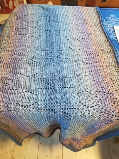 Sternentuch Bright Stars, ein Tuch zum einkuscheln