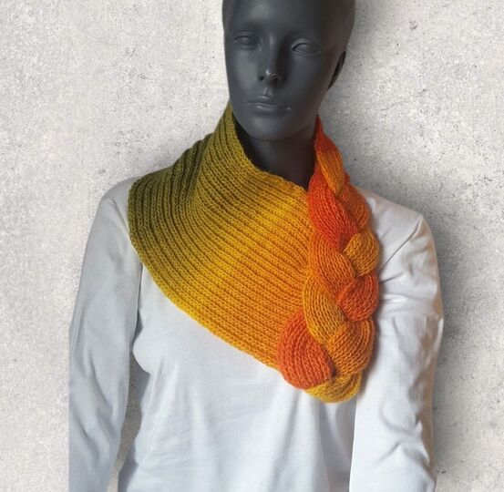 Strickanleitung Loop, Schalkragen, Kragenschal, Neckwarmer mit Zopf #275