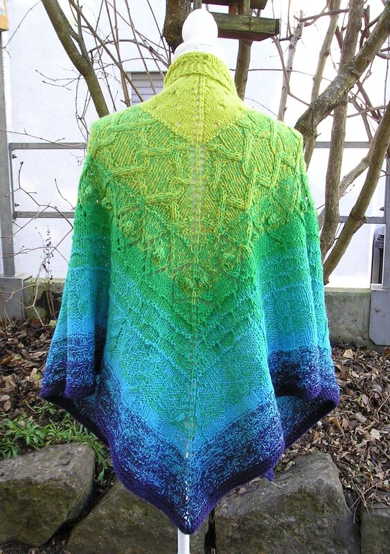 Strickanleitung Dreieckstuch "Wasserwelt"