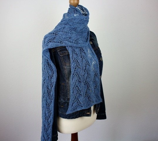 Strickanleitung Laceschal "Sapphire"