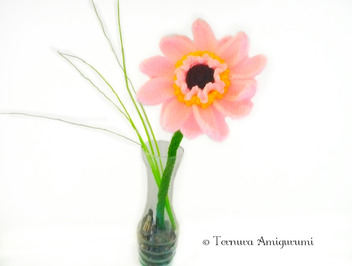 Häkelanleitung Gerbera Blume PDF ternura amigurumi english- deutsch- dutch