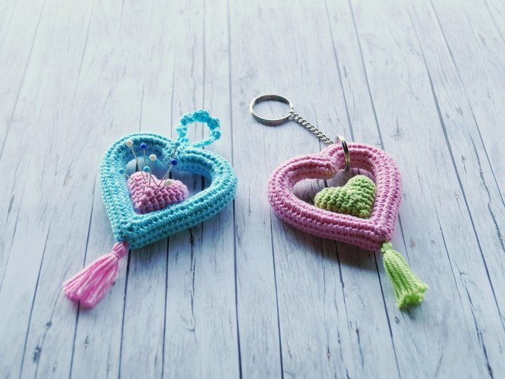 Ins Herz geschlossen: Schlüsselanhänger, Nadelkissen, Duftkissen