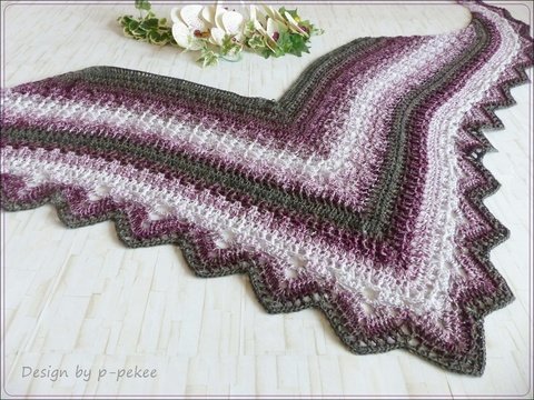 FreeWings Häkelanleitung Tuch der besonderen Art (erinnert an Flügel)