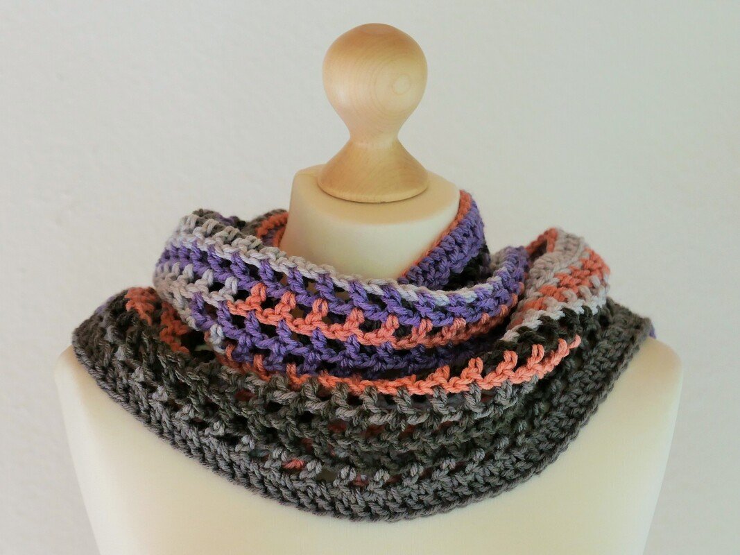 Häkelanleitung Dreiecksschal „Josephine“ – V-Schal einfach & schnell häkeln - Bild 2