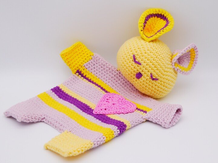 Anleitung für ein niedliches Schmusetuch mit Mausbär-Motiv