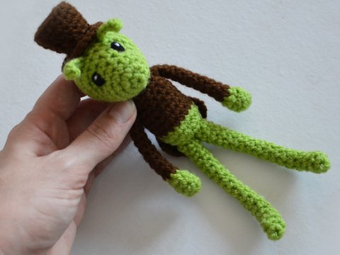 Grashüpfer - Häkelanleitung von NiggyArts