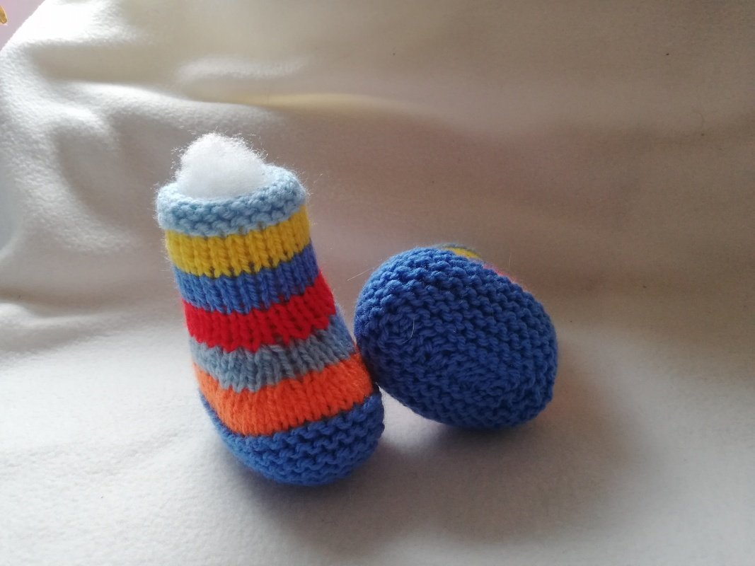 Strickanleitung Babyschuhe ohne Nadelspiel - bis 4 Monate- ideal für Anfänger