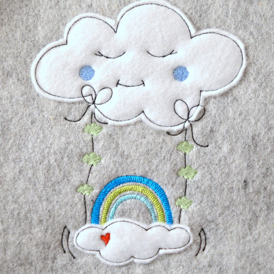 Stickdatei Wolkenschaukel doodle 13x18cm