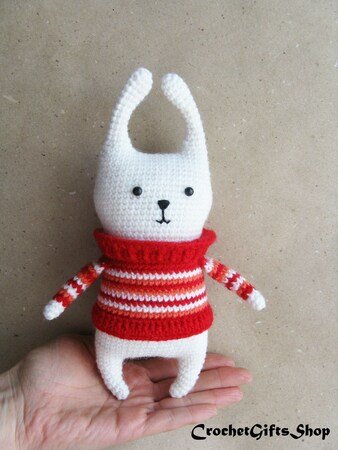 Amigurumi Bunny in Sweater