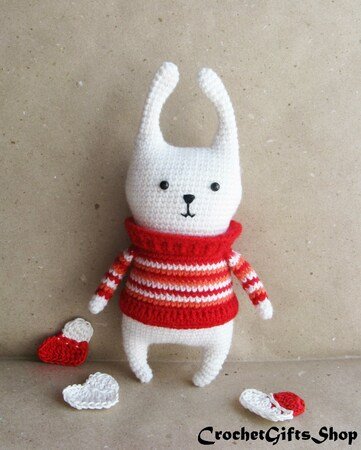 Amigurumi Bunny in Sweater