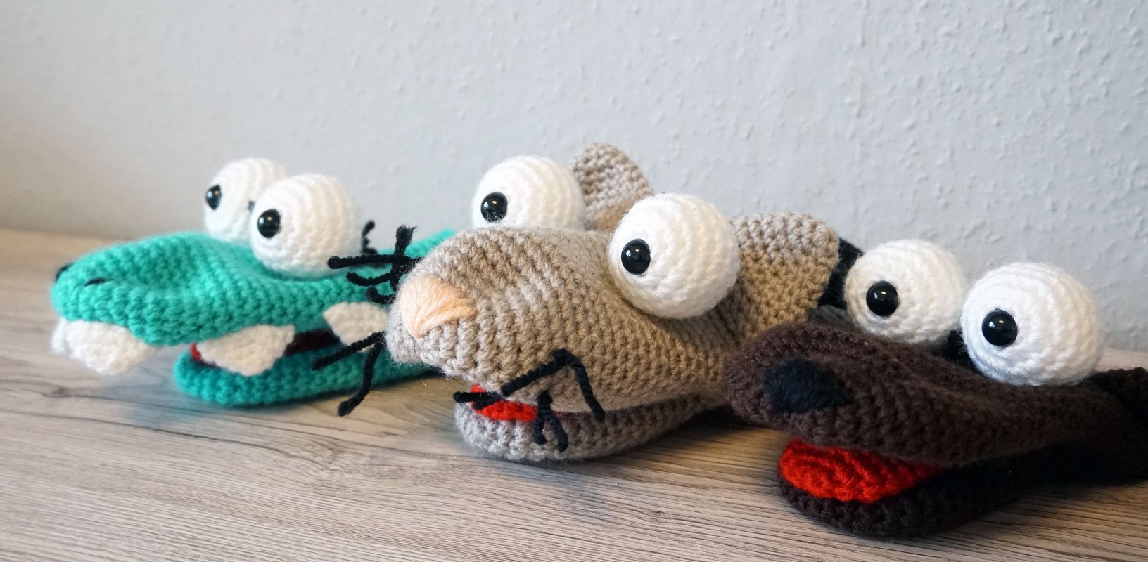 Crochet Pattern for the Hand Puppet Bello, Cat Molly and the Crocodile! - Image 2