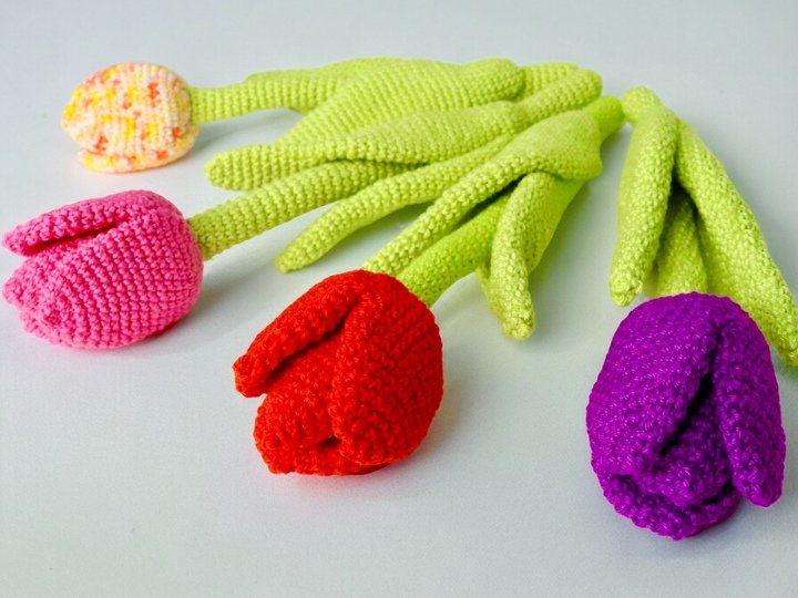 Crochet Pattern - Enchanting Tulips